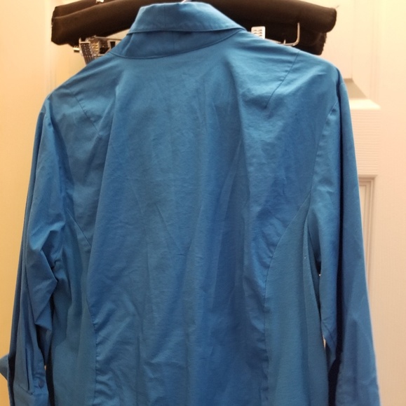 Button up long sleeve blouse - Picture 4 of 4